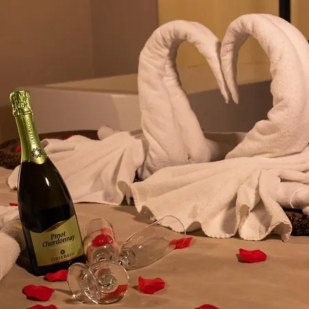 Duomo Luxury Suites-2