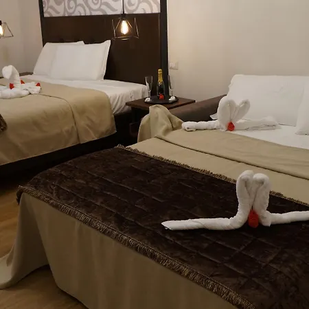 Duomo Luxury Suites-3